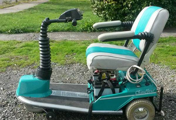 Profile view of the scooter bought off Craigslist.
